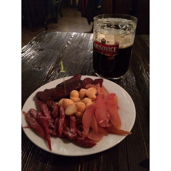 Ресторанный сервис бронирования столиков menu-rest.com - Интерьер ресторана "Чешский Бровар"