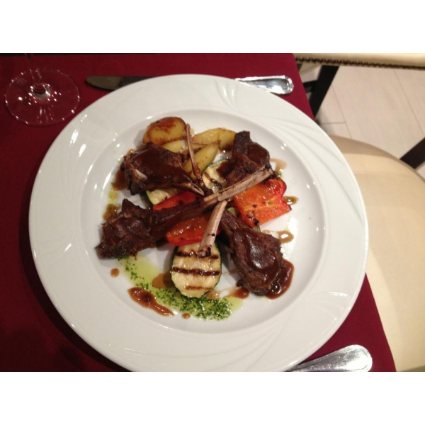 Ресторанный сервис бронирования столиков menu-rest.com - Интерьер ресторана "Vo club"