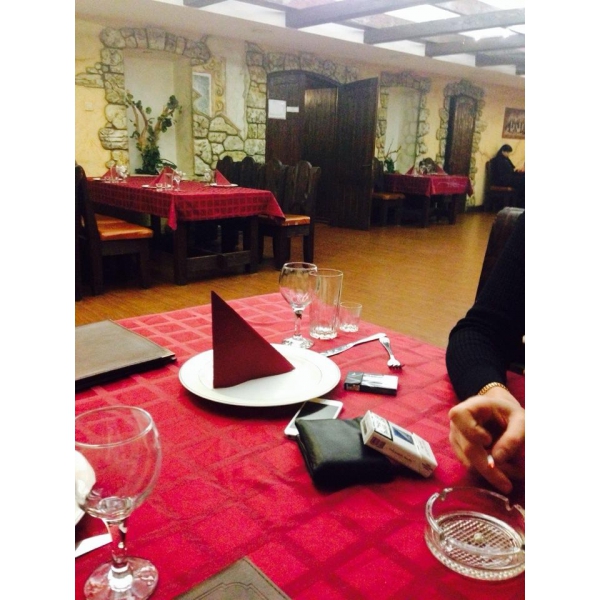 Ресторанный сервис бронирования столиков menu-rest.com - Интерьер ресторана "Постоялый двор"