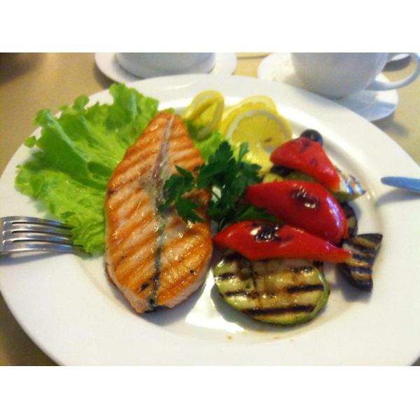 Ресторанный сервис бронирования столиков menu-rest.com - Интерьер ресторана "ВЕРЕСЕНЬ"