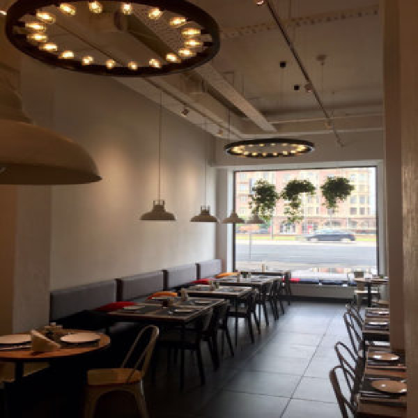 Ресторанный сервис бронирования столиков menu-rest.com - Интерьер ресторана "Баан-Тай"