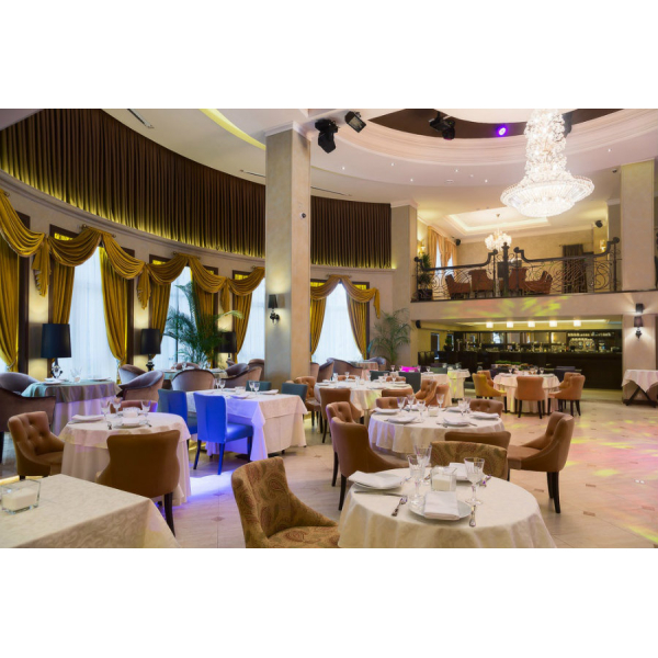 Ресторанный сервис бронирования столиков menu-rest.com - Интерьер ресторана "Flash Royal"
