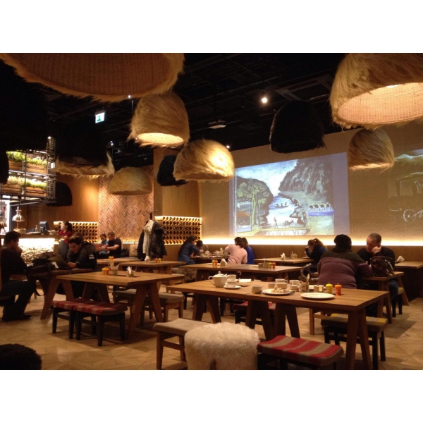 Ресторанный сервис бронирования столиков menu-rest.com - Интерьер ресторана "ЧАЧАroom"