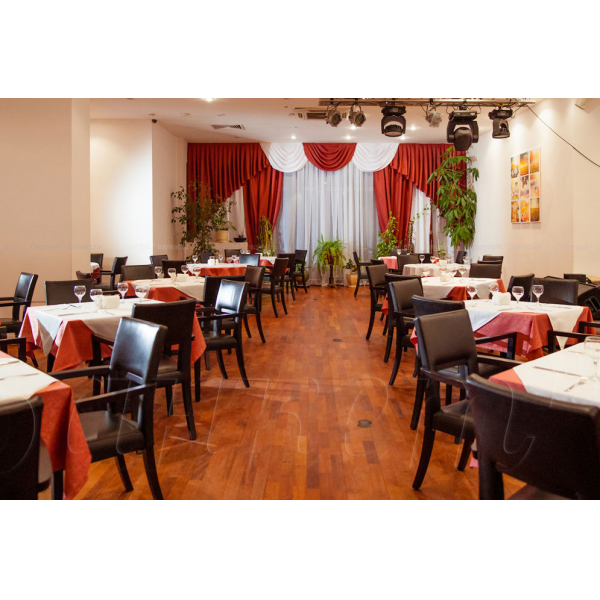 Ресторанный сервис бронирования столиков menu-rest.com - Интерьер ресторана "Уланский"