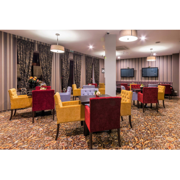 Ресторанный сервис бронирования столиков menu-rest.com - Интерьер ресторана "Self"