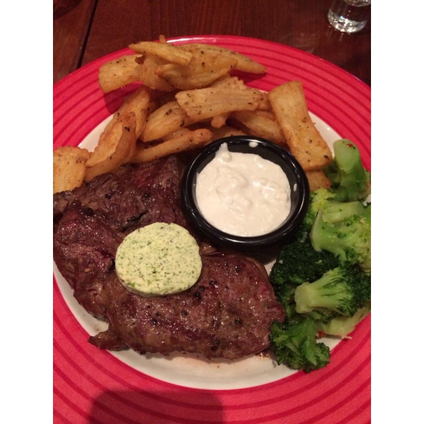 Ресторанный сервис бронирования столиков menu-rest.com - Интерьер ресторана "T.G.I. Friday`s"