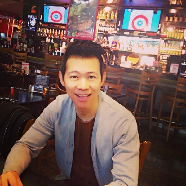 Ресторанный сервис бронирования столиков menu-rest.com - Интерьер ресторана "T.G.I. Friday`s"