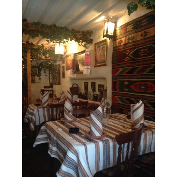 Ресторанный сервис бронирования столиков menu-rest.com - Интерьер ресторана "Тарас Бульба"