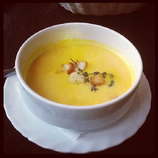 Ресторанный сервис бронирования столиков menu-rest.com - Интерьер ресторана "Ёлки-Палки"