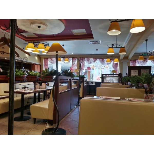 долго, невкусно и с тараканами - отзыв о IL Патио, Москва, Россия - Tripadvisor