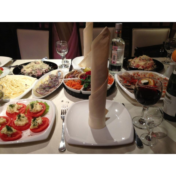 Ресторанный сервис бронирования столиков menu-rest.com - Интерьер ресторана "Европа"