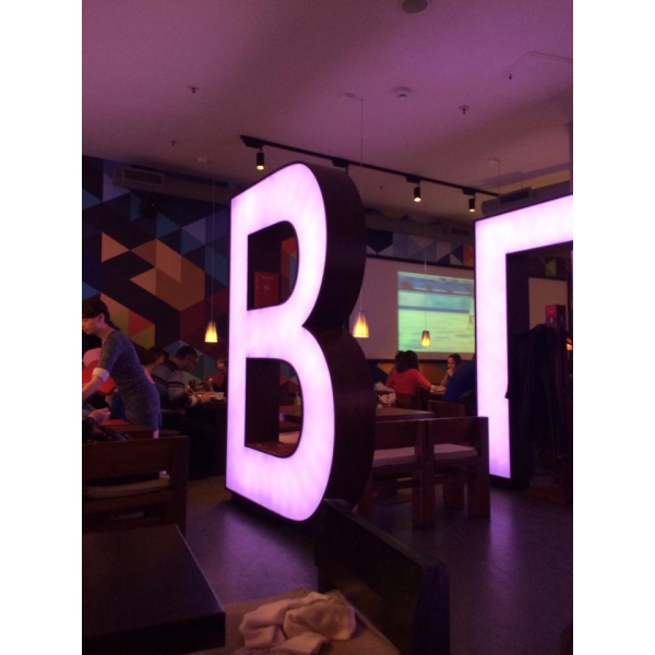 Ресторанный сервис бронирования столиков menu-rest.com - Интерьер ресторана "Две палочки"