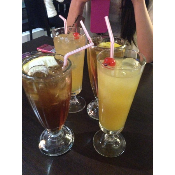 Ресторанный сервис бронирования столиков menu-rest.com - Интерьер ресторана "Планета Суши"