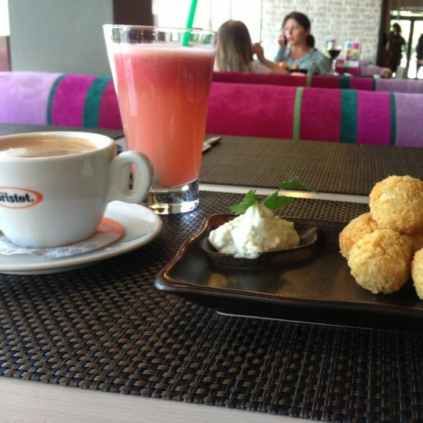 Ресторанный сервис бронирования столиков menu-rest.com - Интерьер ресторана "Якитория"