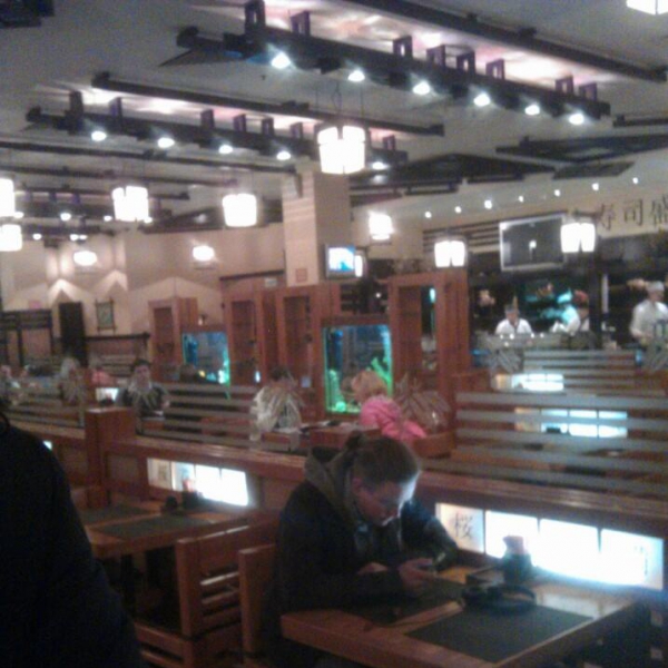 Ресторанный сервис бронирования столиков menu-rest.com - Интерьер ресторана "Якитория"