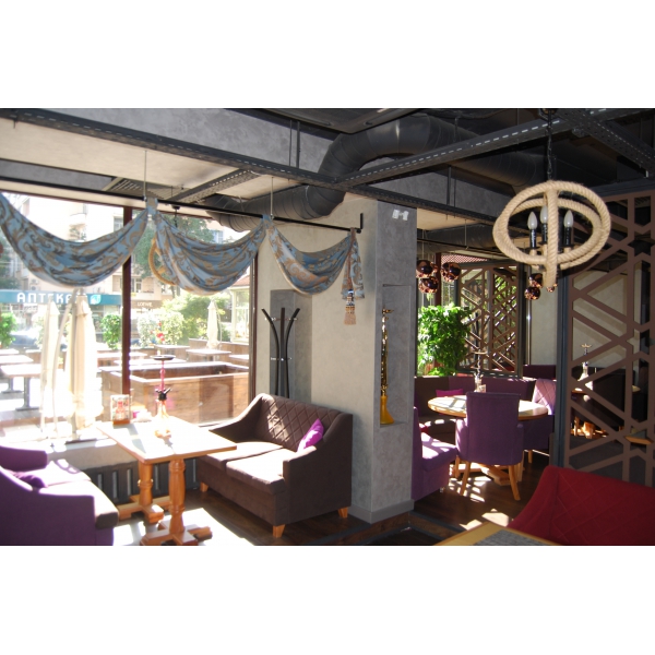 Ресторанный сервис бронирования столиков menu-rest.com - Интерьер ресторана "Smoke lounge Кальянная №1"
