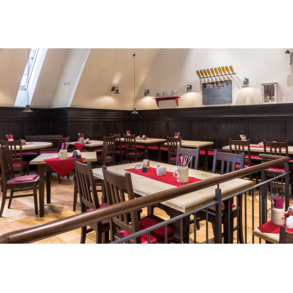 Ресторанный сервис бронирования столиков menu-rest.com - Интерьер ресторана "Paulaner brauhaus"