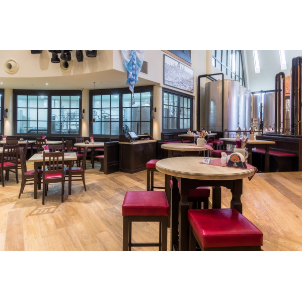 Ресторанный сервис бронирования столиков menu-rest.com - Интерьер ресторана "Paulaner brauhaus"