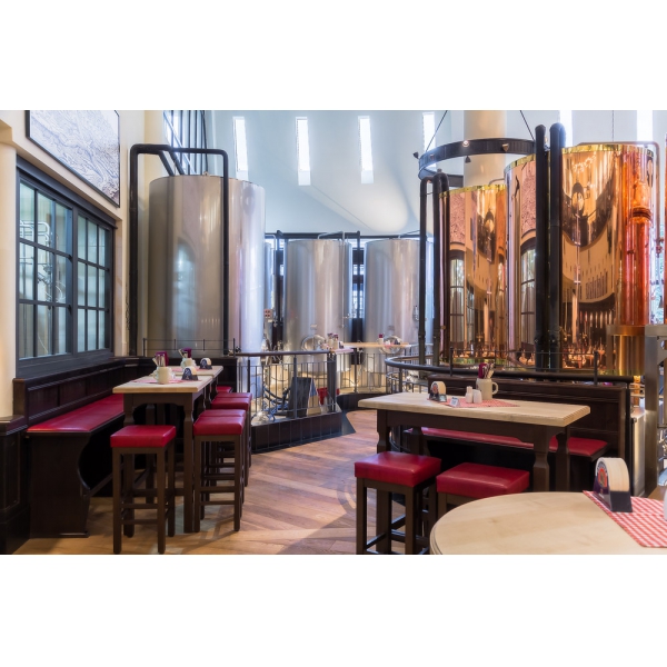 Ресторанный сервис бронирования столиков menu-rest.com - Интерьер ресторана "Paulaner brauhaus"