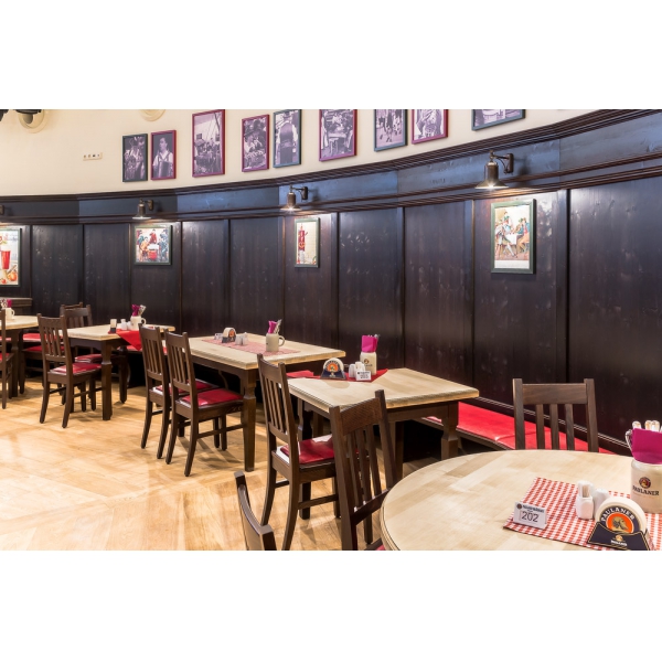 Ресторанный сервис бронирования столиков menu-rest.com - Интерьер ресторана "Paulaner brauhaus"