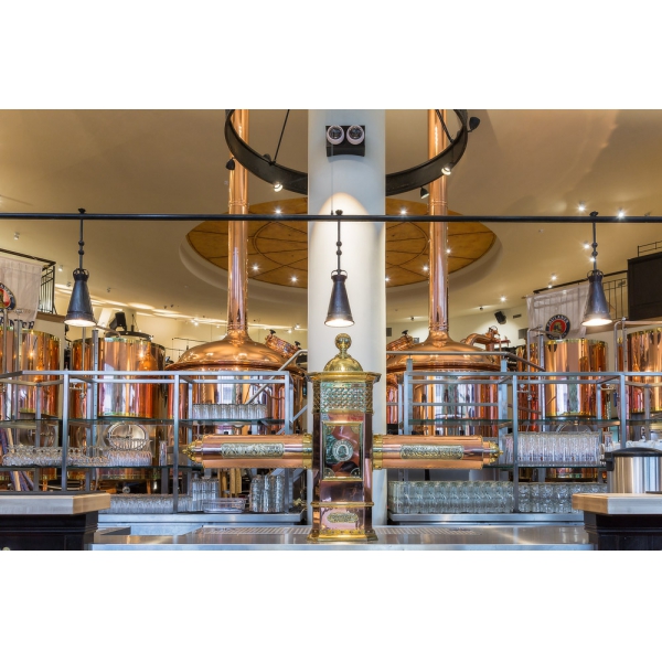 Ресторанный сервис бронирования столиков menu-rest.com - Интерьер ресторана "Paulaner brauhaus"